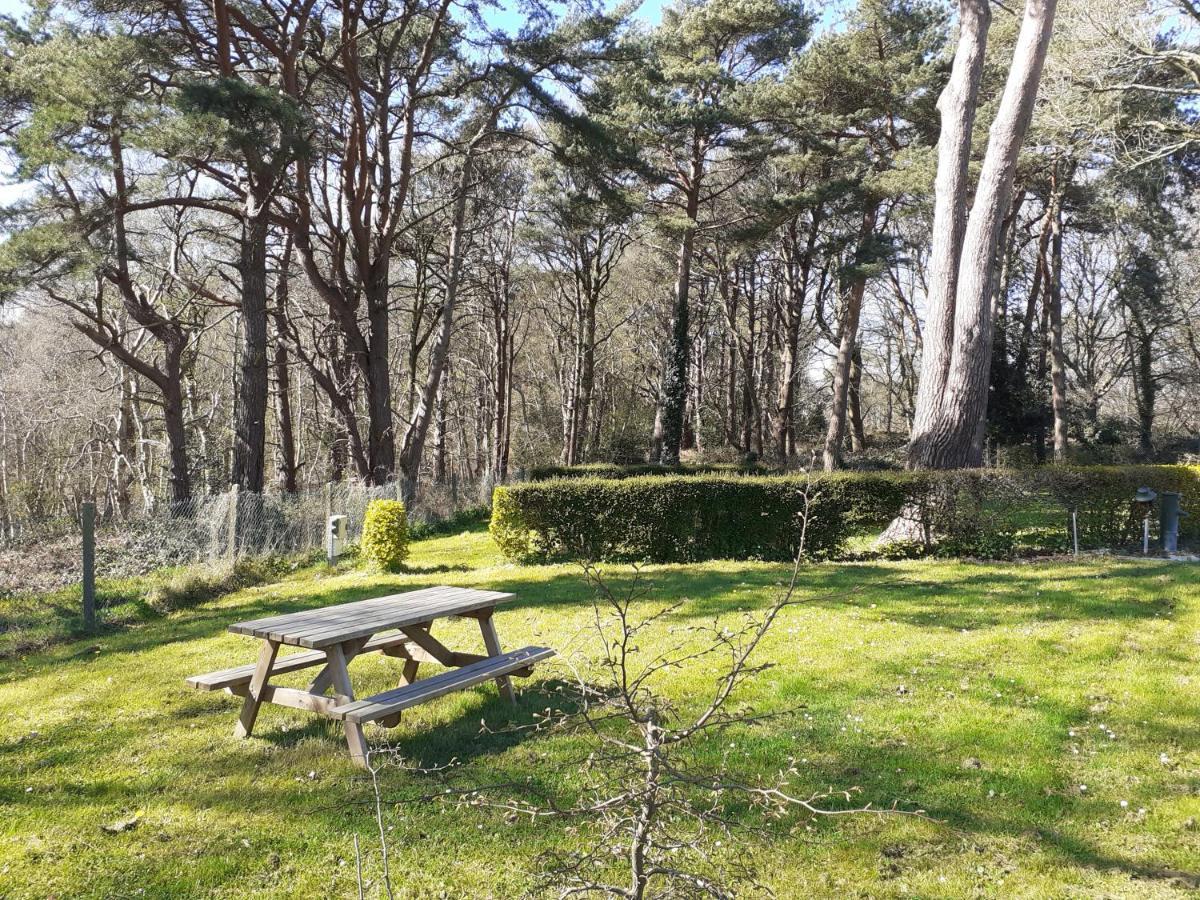 Camping Les Falaises De Toussaint Экстерьер фото